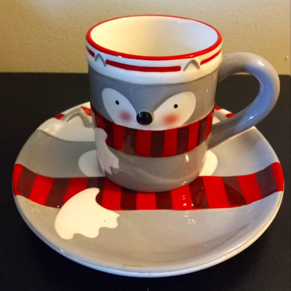 🔥HOST PICK🔥 Everyday Essentials Racoon Christmas 🎄 Mug and Saucer